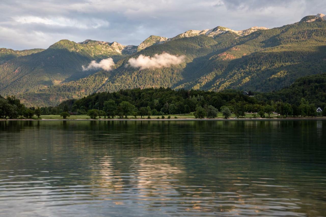 Apartments Vila Jelka Bohinji-tó Kültér fotó